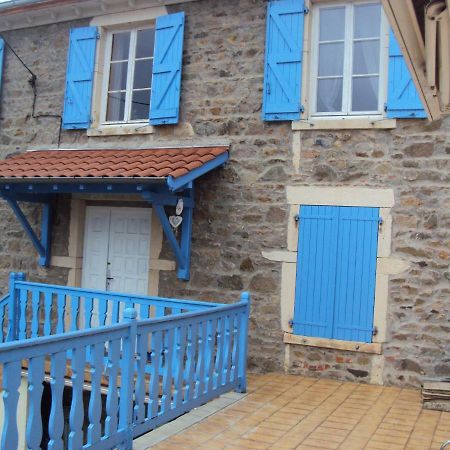 Hotel Maison Les Bleuets Le Perreon Esterno foto